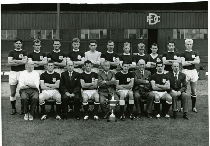 Seith alongside his team-mates and the First Division trophy after Dundee won the league title in 1961-62.