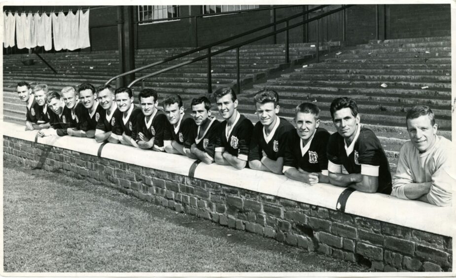 Bobby Seith with his Dundee team-mates before the start of the 1963-64 season.