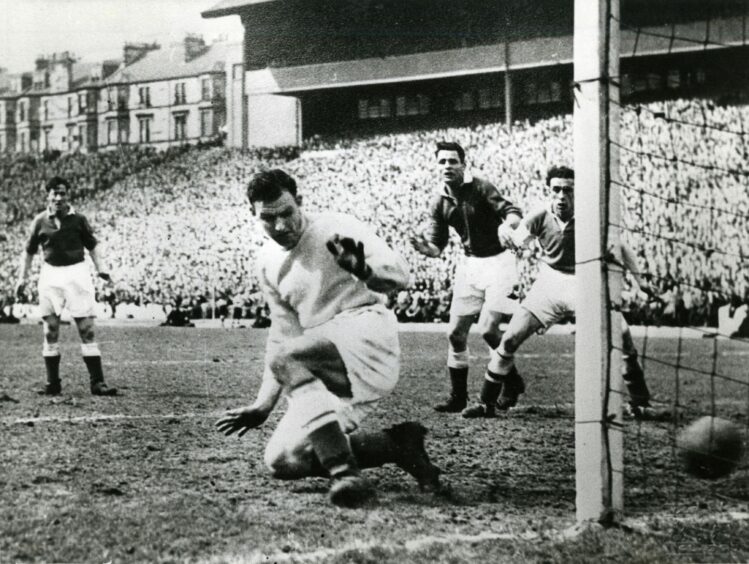 Stan Williams' "impossible" winning goal earned Aberdeen their first-ever Scottish Cup.