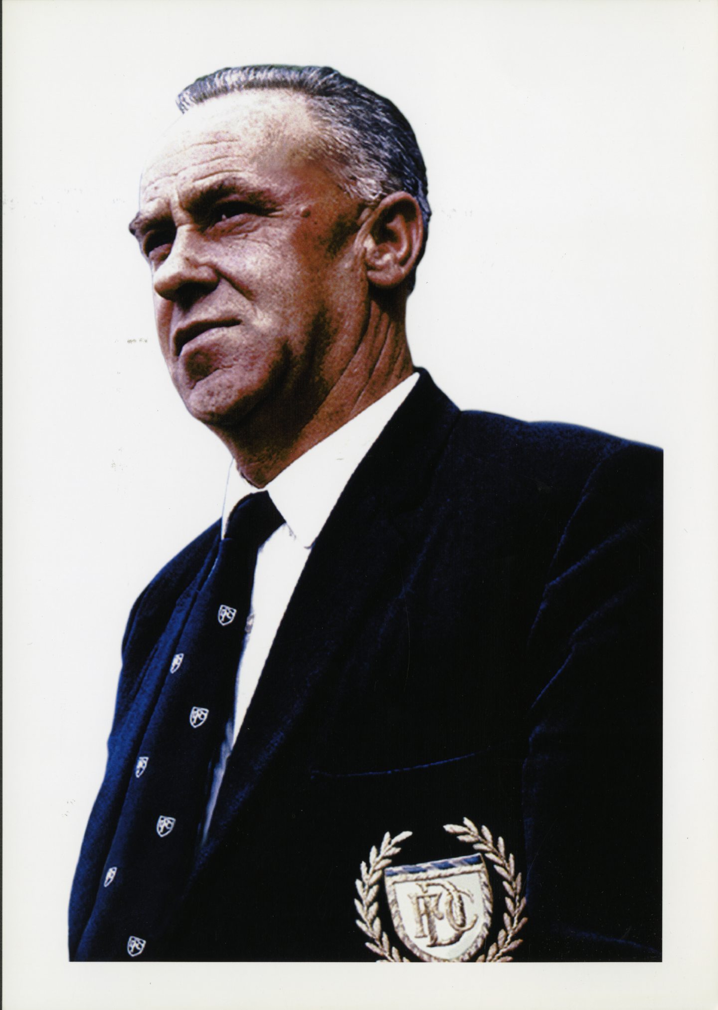 Bob Shankly wearing his official Dundee FC blazer in 1962.