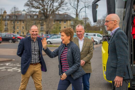 Nicola Sturgeon arrives in Perth with Jim Fairlie MSP, Pete Wishart MP and John Swinney MSP on the election trail.