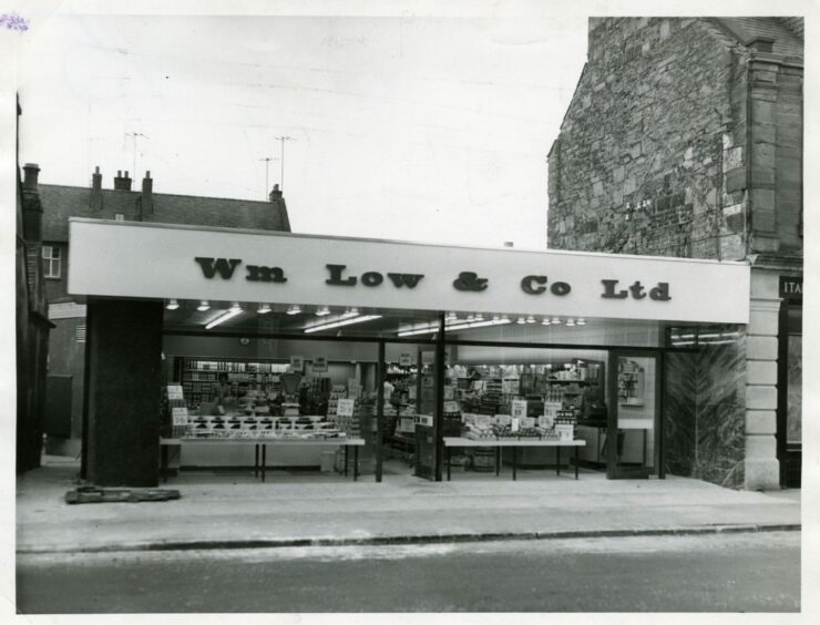 Willie Low's in Broughty Ferry. 1961.