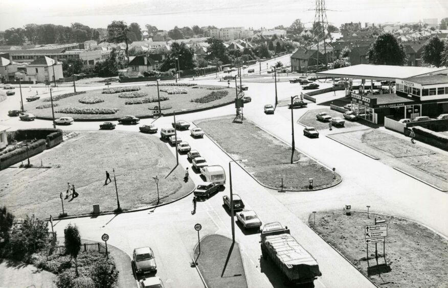 A picture from 1978 at the junction of Kingsway and Arbroath Road, which is known as the Scott Fyfe Roundabout.