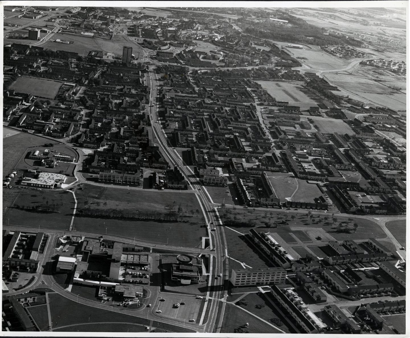 Glenrothes from above, with Raeburn Heights in the distance, in the 1970s.