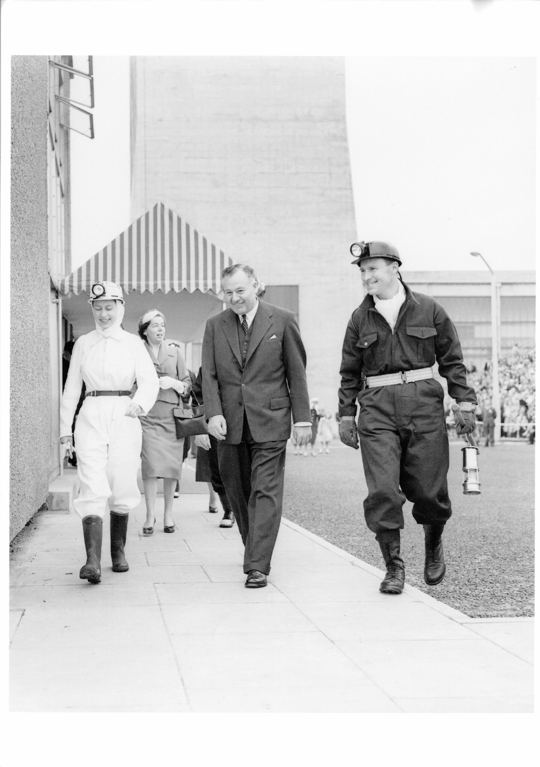 The Queen visited the Rothes Colliery to signify its success. 1958.