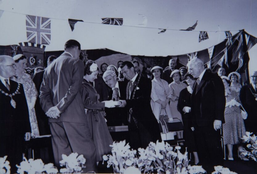 In June 1958 Queen Elizabeth and Prince Philip visited Newport as part of their tour of Fife.