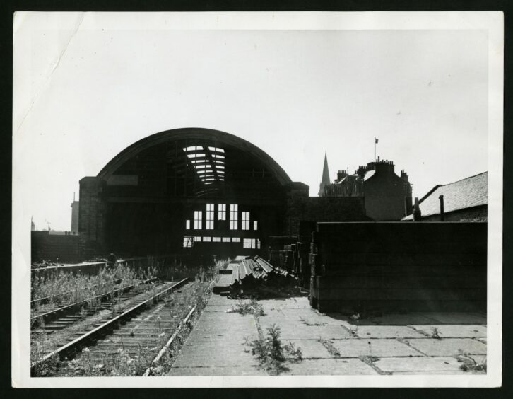 A view of the disused Dundee East Railway Station building and platforms in 1961.