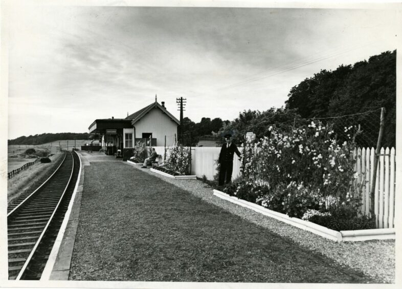 Visitors would arrive at Lundin Links Railway Station before checking in to the once-famous hotel.