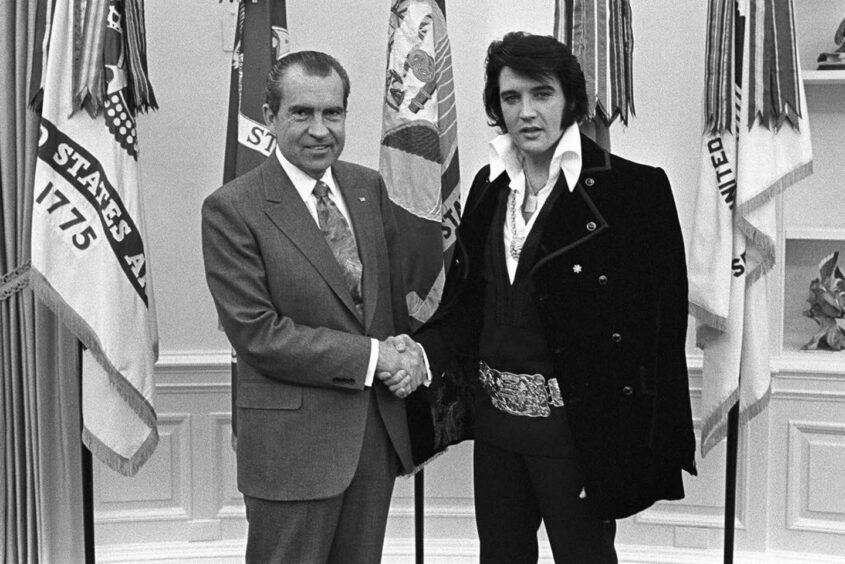 Elvis Presley offered his services as a "special agent" to Richard Nixon in 1970.