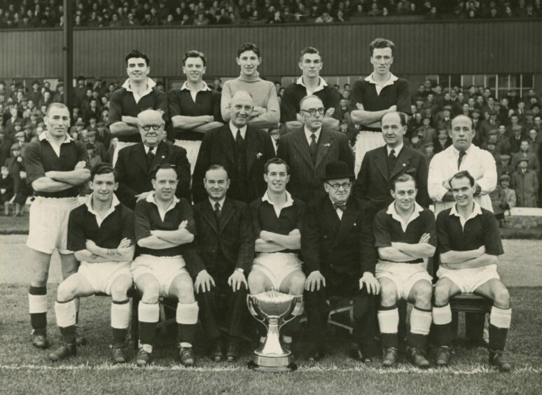 Dundee won the League Cup in 1951-52 with a 3-2 win over Rangers in the final. 