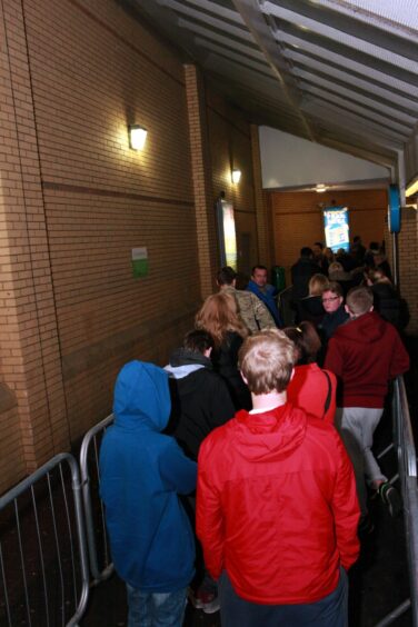 Queues outside ASDA in Dundee