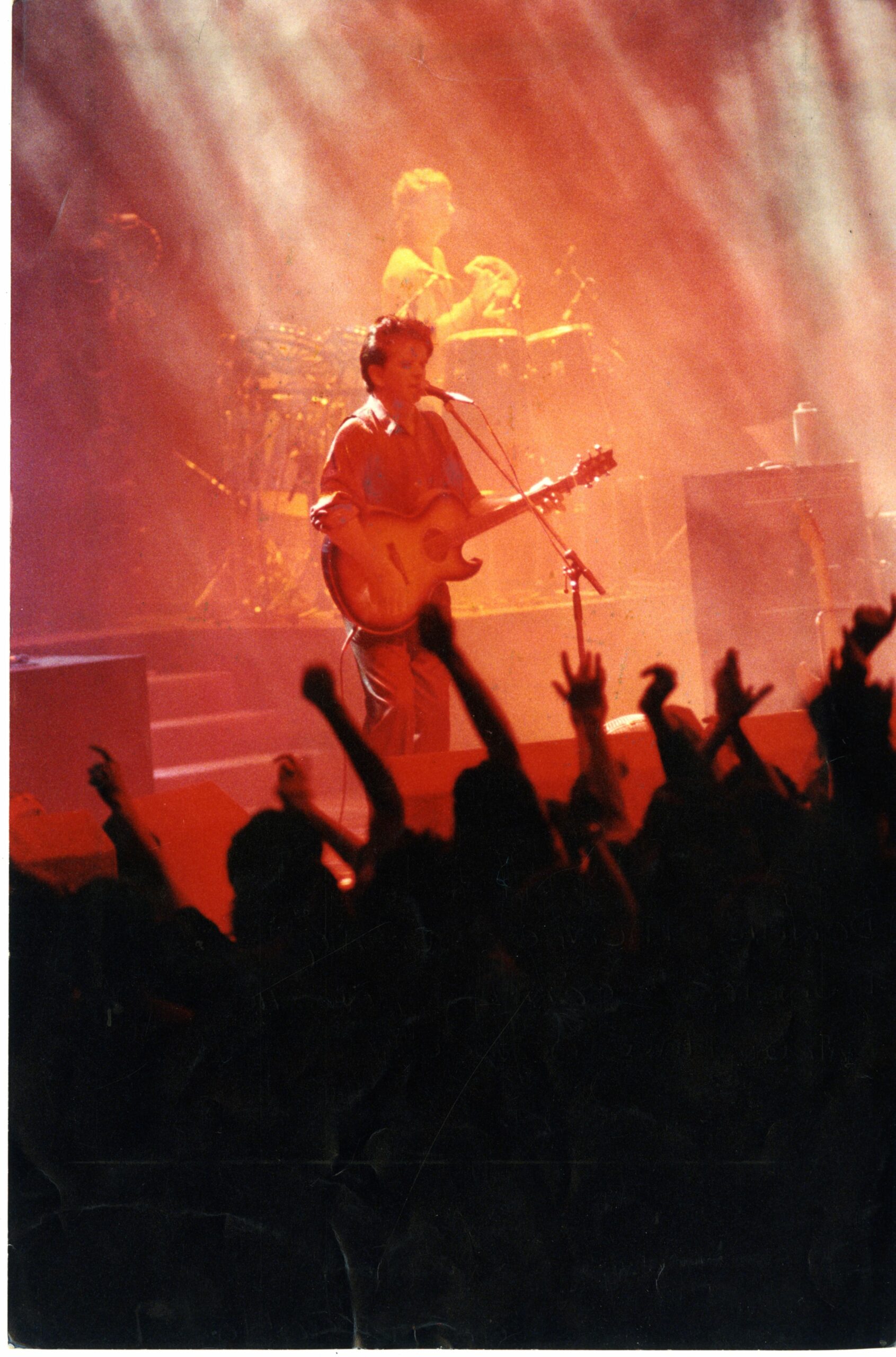 Donnie Munro during Runrig's concert in the Caird Hall in December 1990. Image: DC Thomson.