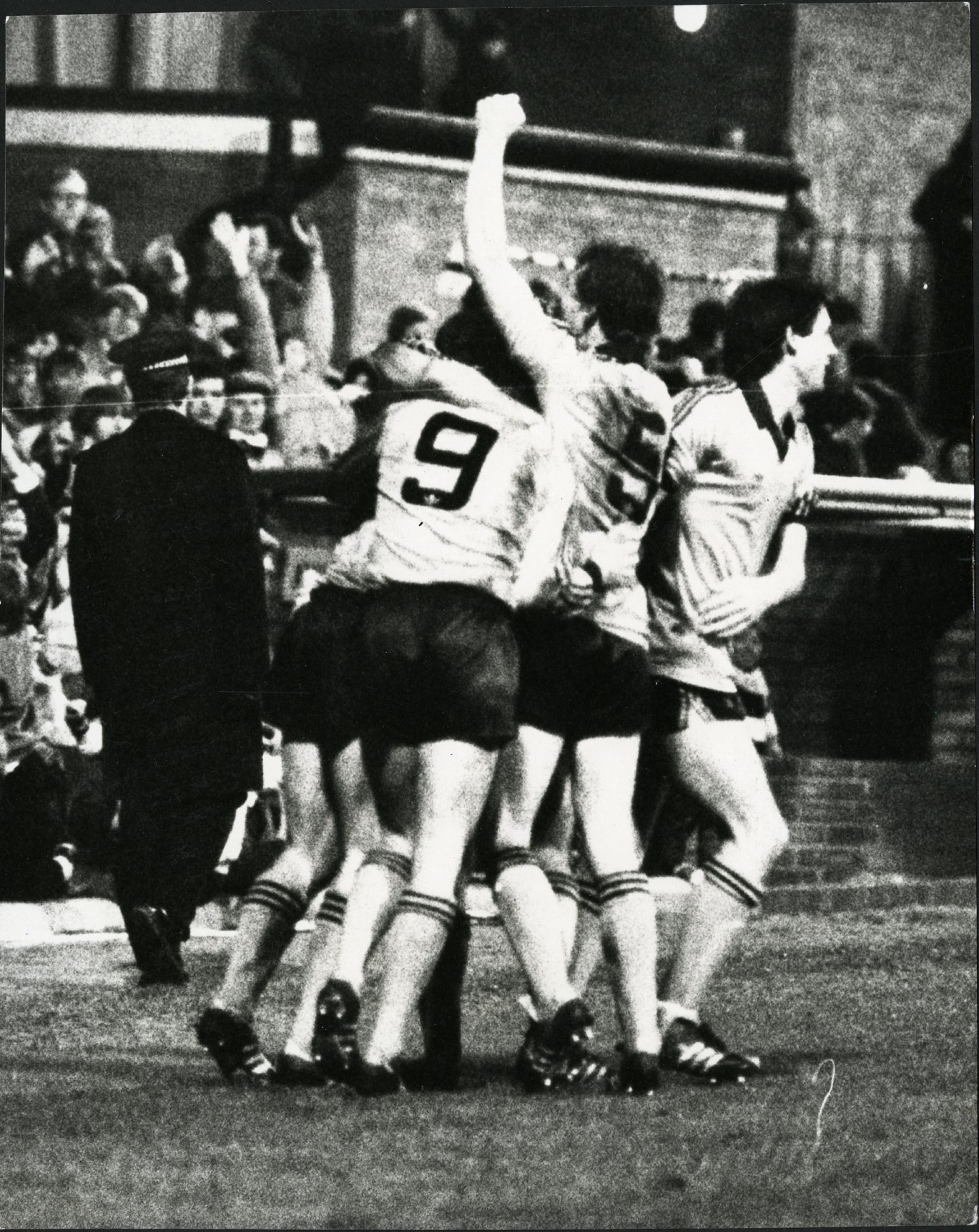 The players celebrate as Dundee United go four up vs Rangers through Milne. Image: DC Thomson.