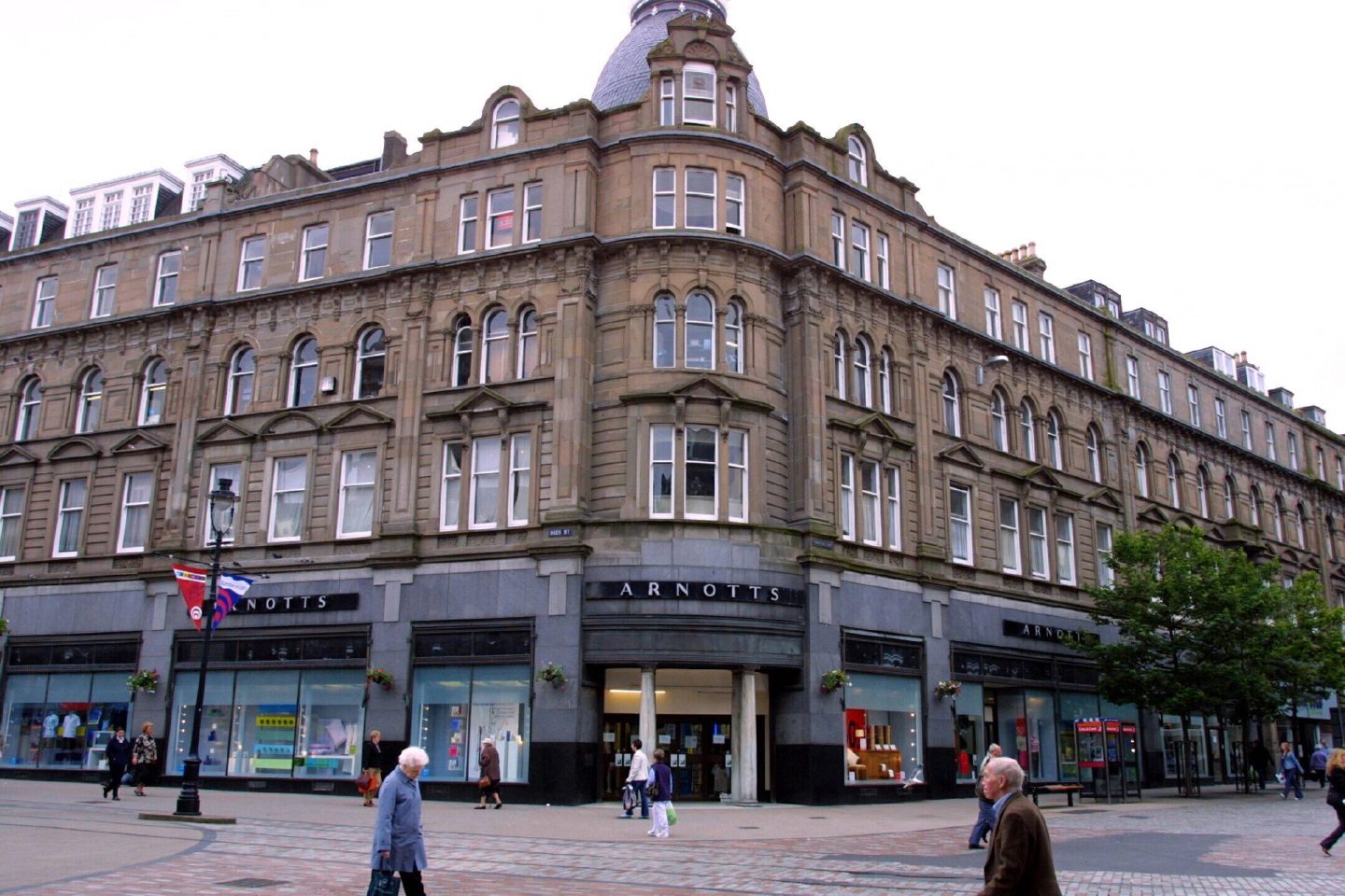 the façade of Arnotts in Dundee