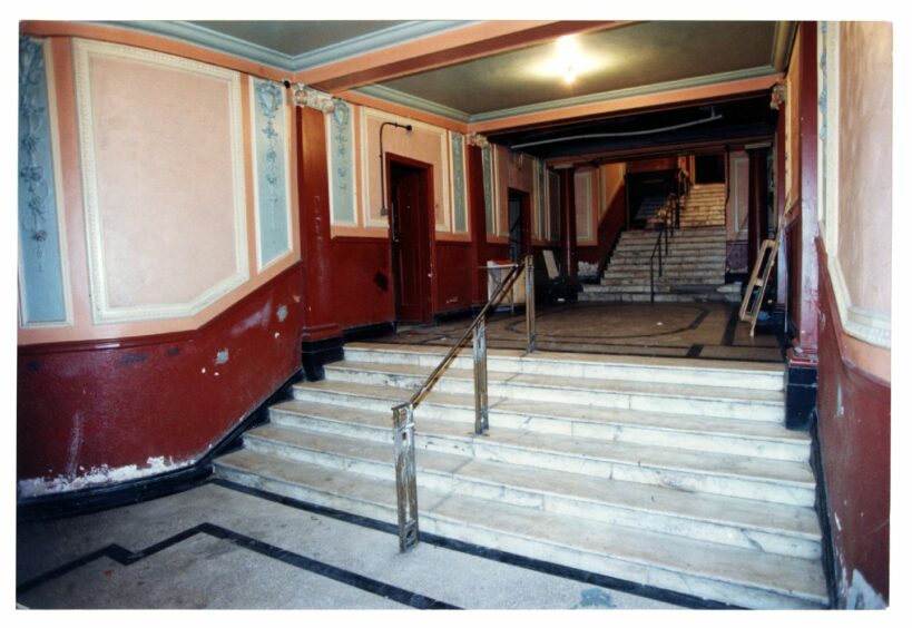 A flight of stairs in the interior of the former King's Theatre. 1995. Image: DC Thomson.