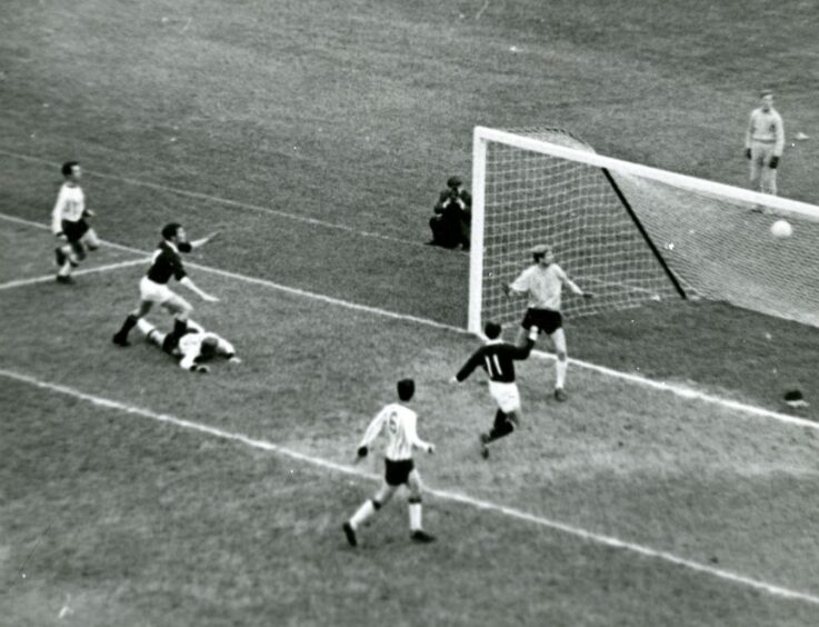There was agony for Lunn when he diverted the ball into his own net. Image: DC Thomson.