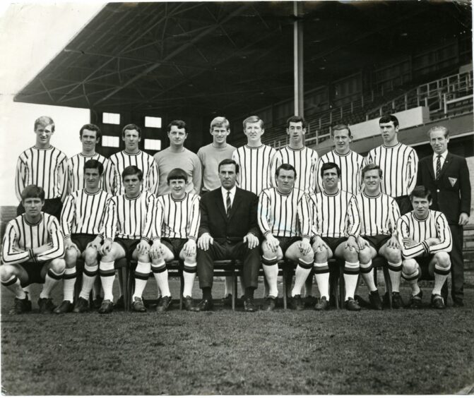 George Farm's Dunfermline Athletic side couldn't have had a tougher start in the Scottish Cup in 1968. Image: DC Thomson.