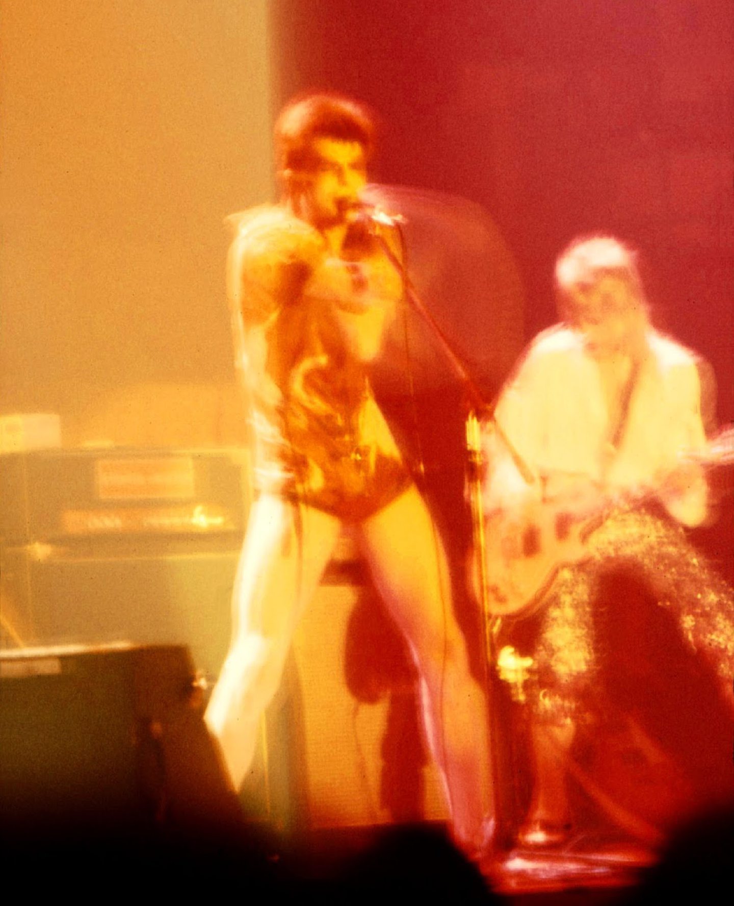 David Bowie performing one of the Caird Hall's most iconic gigs back in 1973. Image: Retro Dundee.