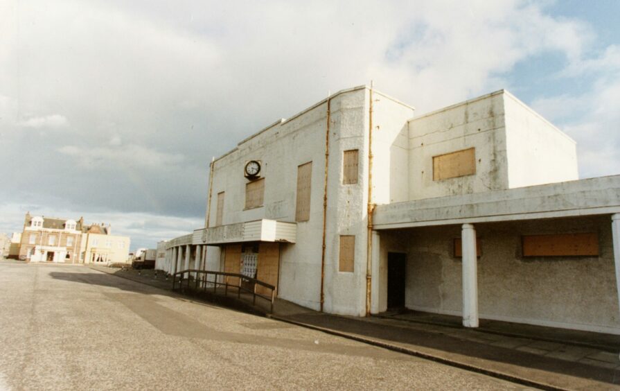 The boarded up exterior of former Arbroath outdoor pool, which opened in 1934 and was demolished in 1993. Image: DC Thomson.