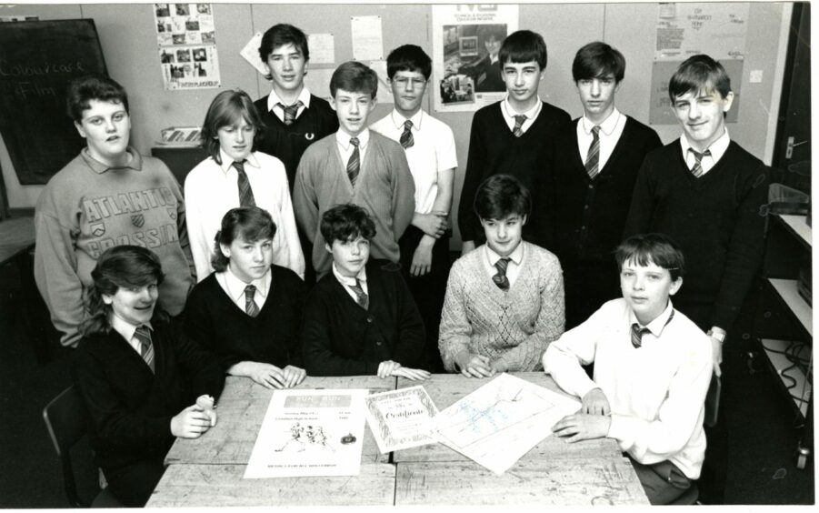 Some of the third year pupils at Linlathen School in 1987. Image: DC Thomson.