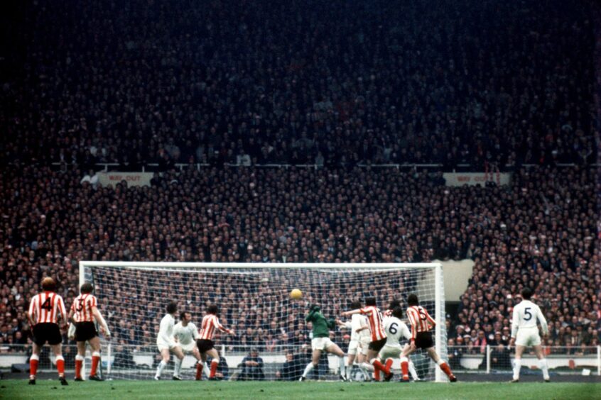 Ian Porterfield scores the winning goal in the 1973 FA Cup final. Image: PA.