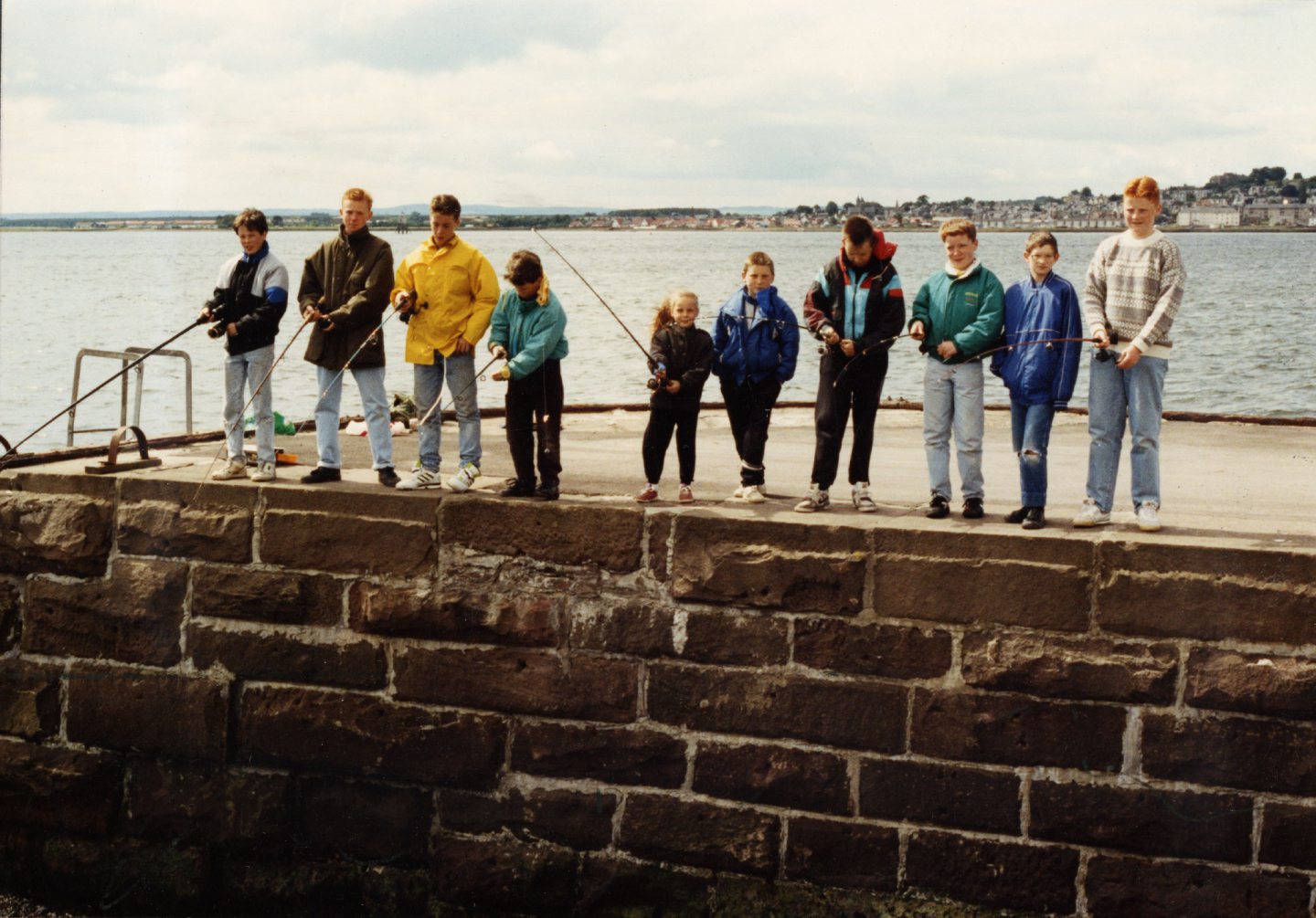 10 young people take part in the Broughty Ferry Gala Day fishing competition