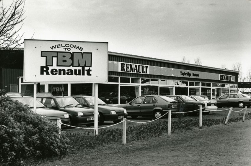 Dundee car garages and showrooms pics spark motoring memories