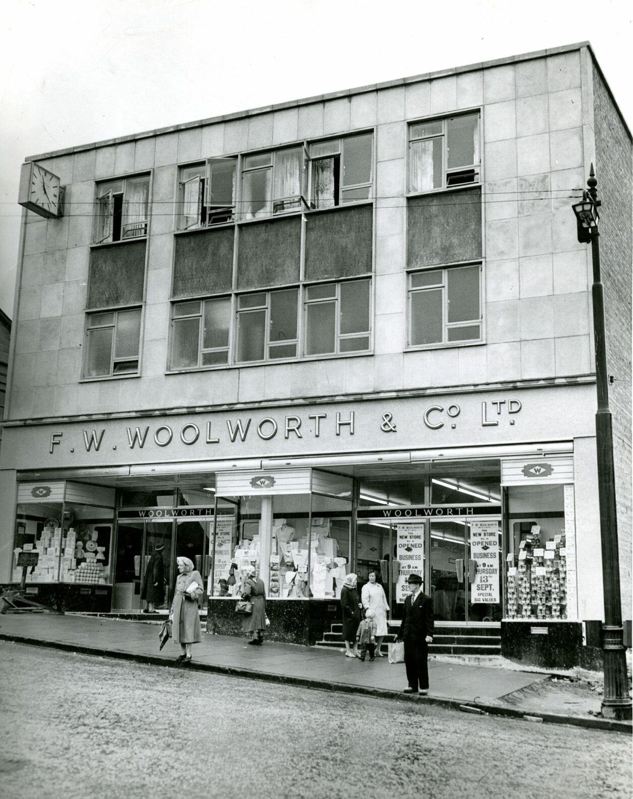 Woolworth and Co Ltd, High Street, Lochee.
