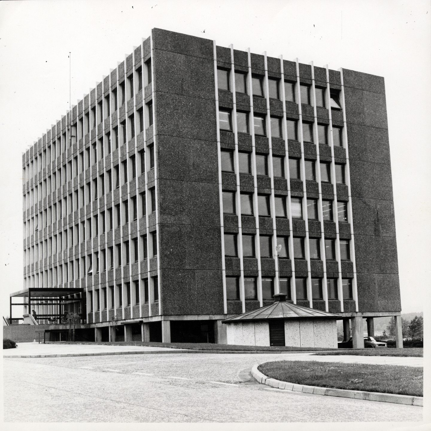 Glenrothes was named Fife's new town what were other options?