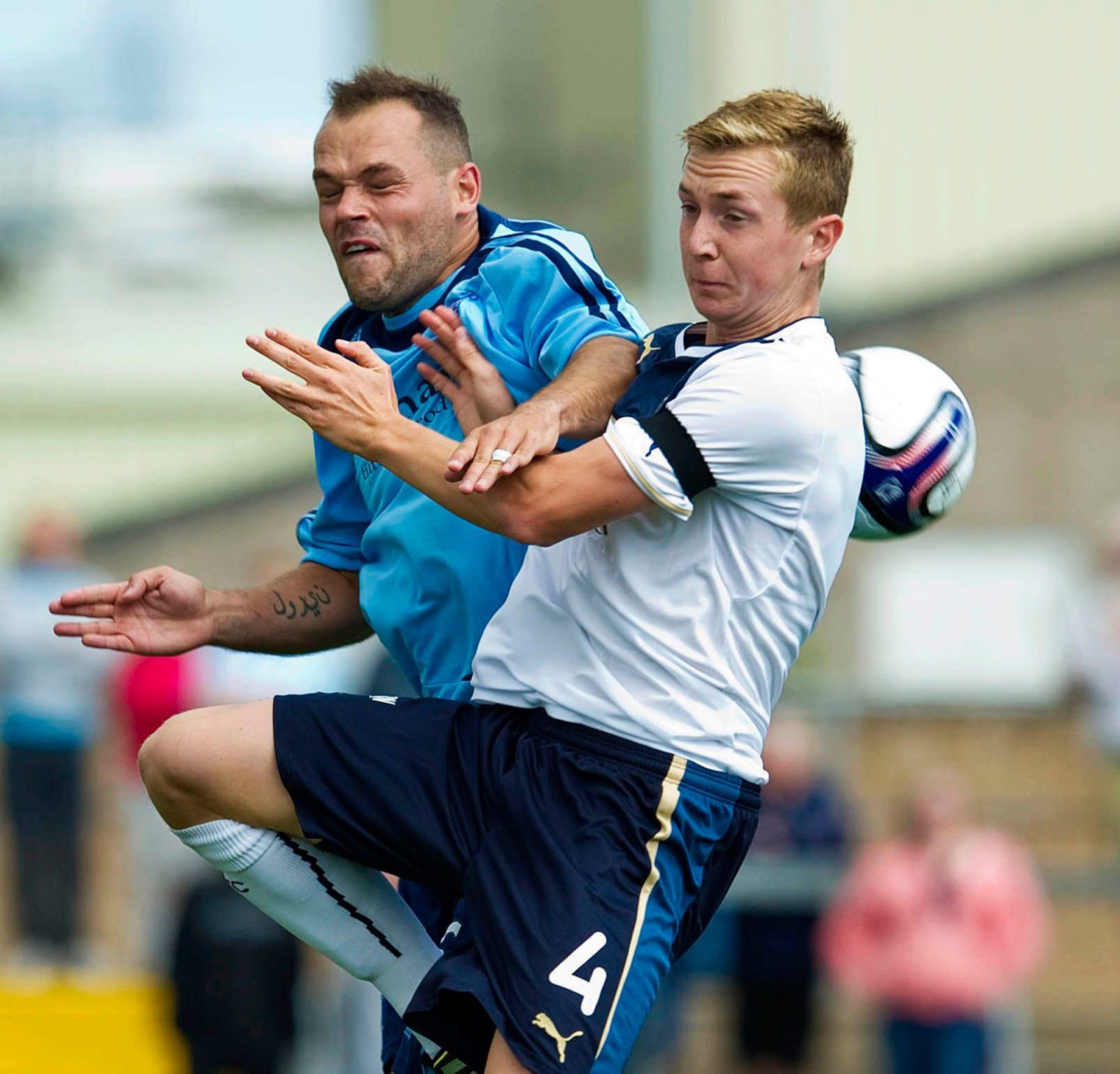 Martyn Fotheringham battles for the ball with Rangers' Robbie Crawford at Station Park. Image: SNS.