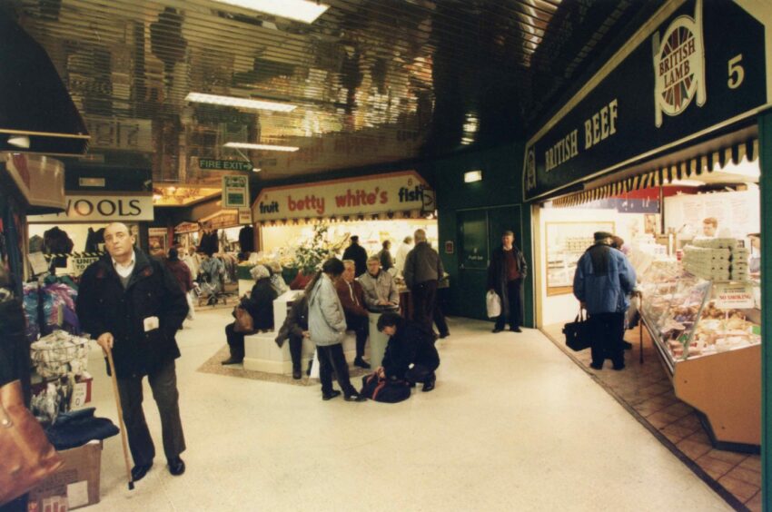 An internal view of the Forum Centre in December 1993. Image: DC Thomson.