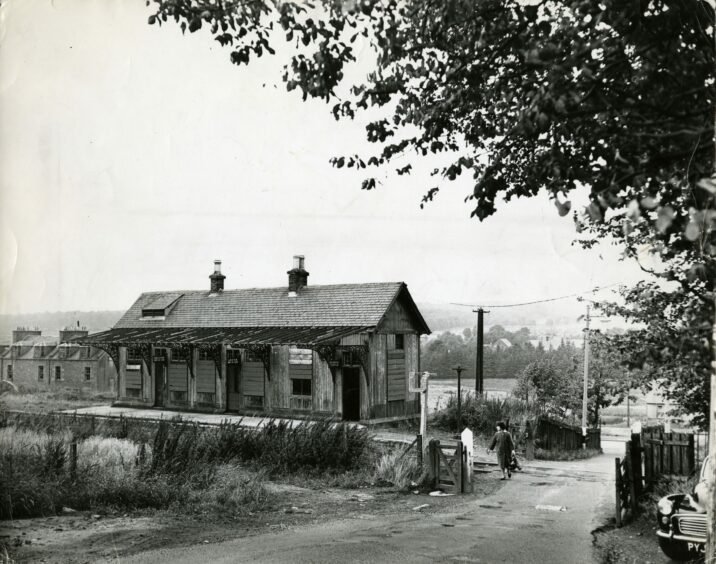 Lochee West Station and the level crossing at Elmwood Road. Image: DC Thomson.