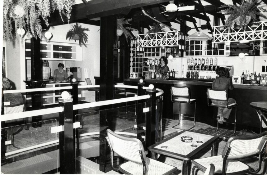 Da Vinci's restaurant and bar at Dundee's West Port in 1980. Image: DC Thomson.