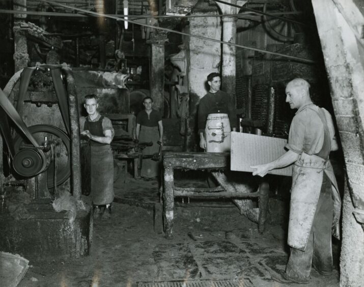 Workers at Wilson and Sons in Dundee. Image: DC Thomson.