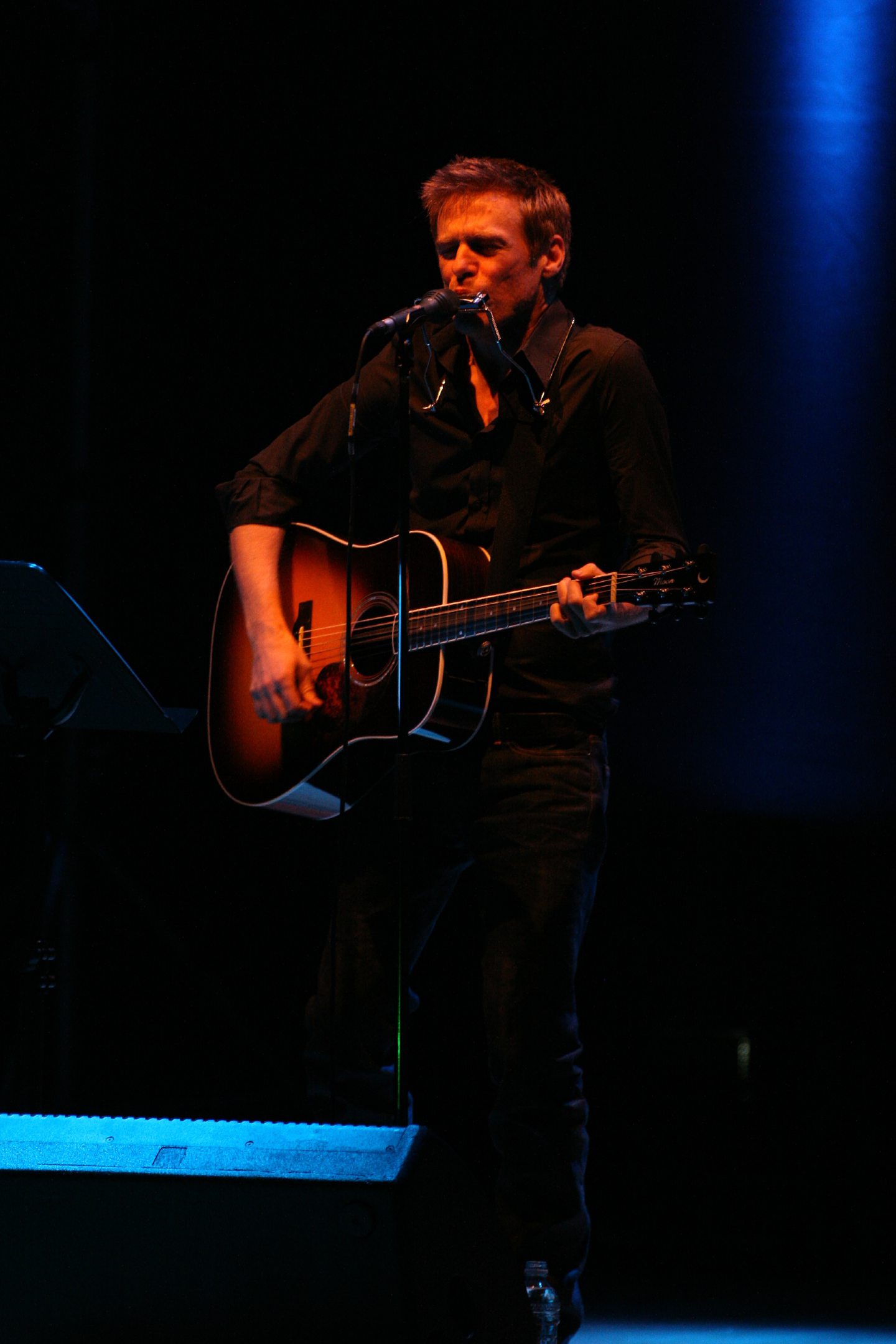 Bryan Adams on stage during his intimate solo date in Dundee in 2008. Image: DC Thomson.