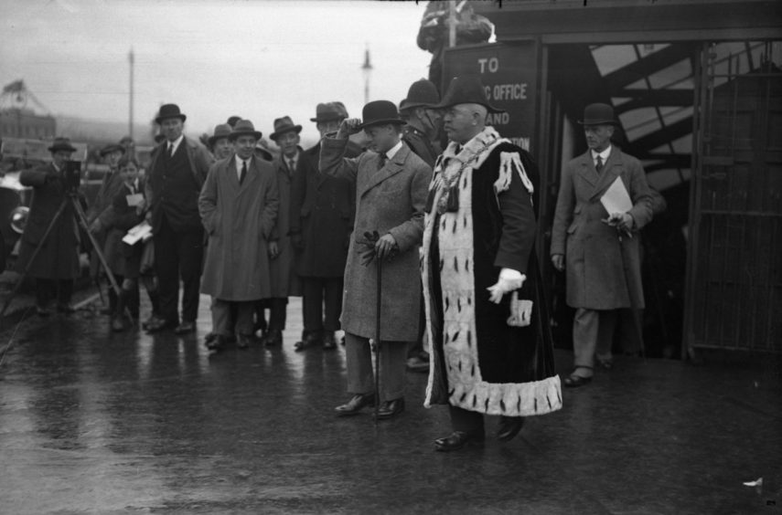 The Prince of Wales arriving in the city in October 1923 to officially open the Caird Hall.