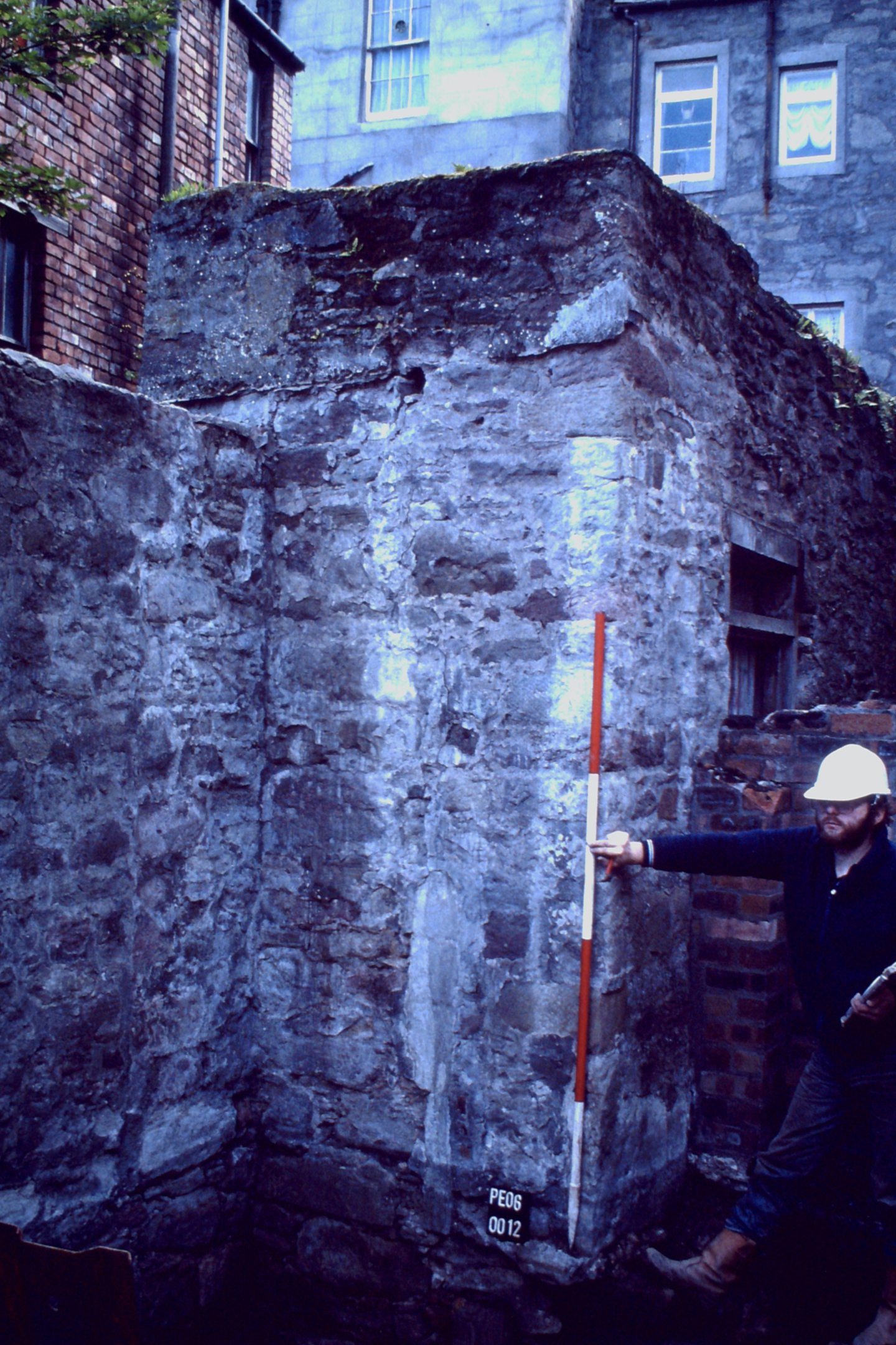 Archaeologist Fraser Stewart working on site in 1991. Image: Alder Archaeology.
