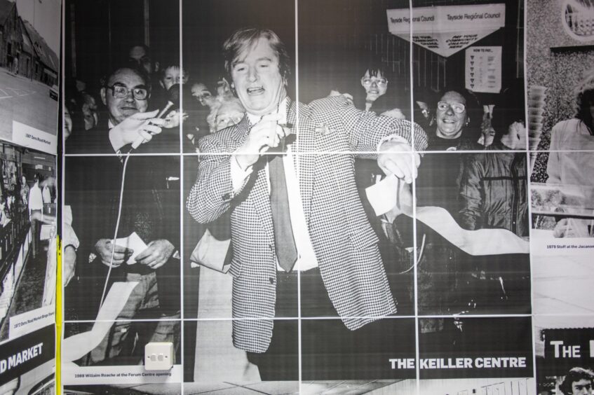 A wall mural showing Coronation Street actor William Roache in Dundee in 1989. Image: Kim Cessford/DC Thomson.