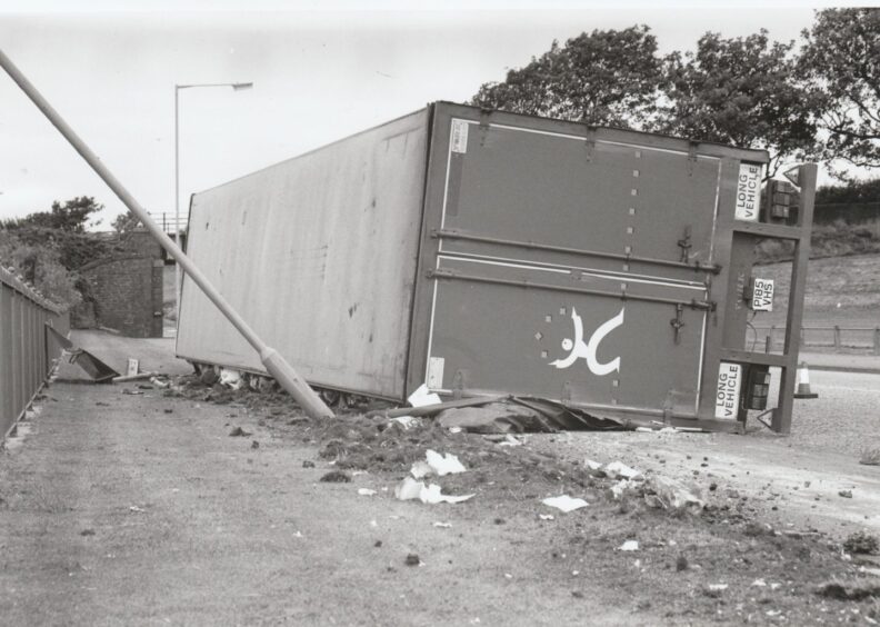 An articulated lorry and trailer came to grief at about 7am on Friday, August 20 1999 in Queen's Drive, Arbroath.