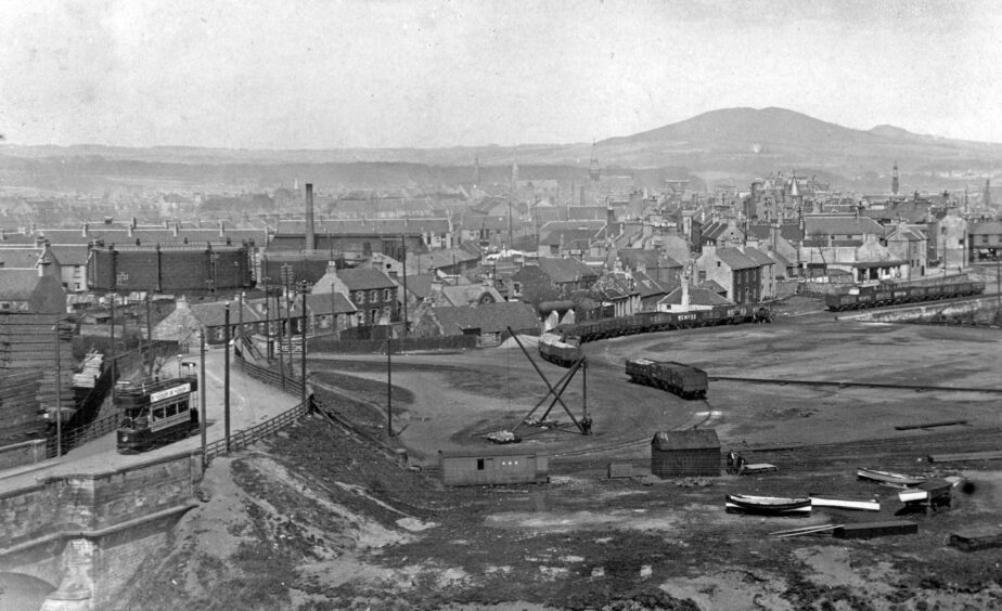 The Leven panorama from Kinnarchie Braes with a Kirkcaldy tram in the scene. Image: Stenlake Publishing.