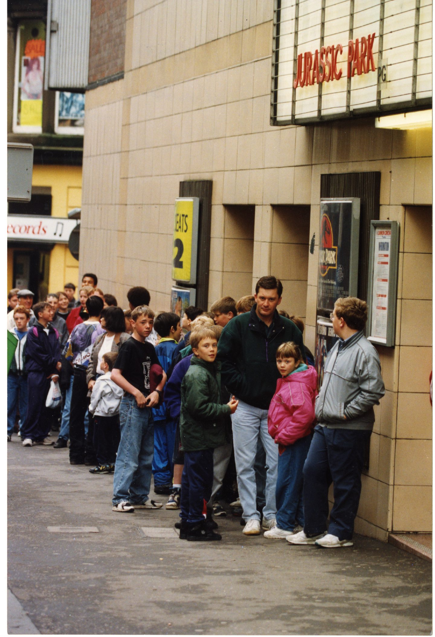 A queue for Jurassic Park in 1993 but the clock was ticking. Image: DC Thomson.