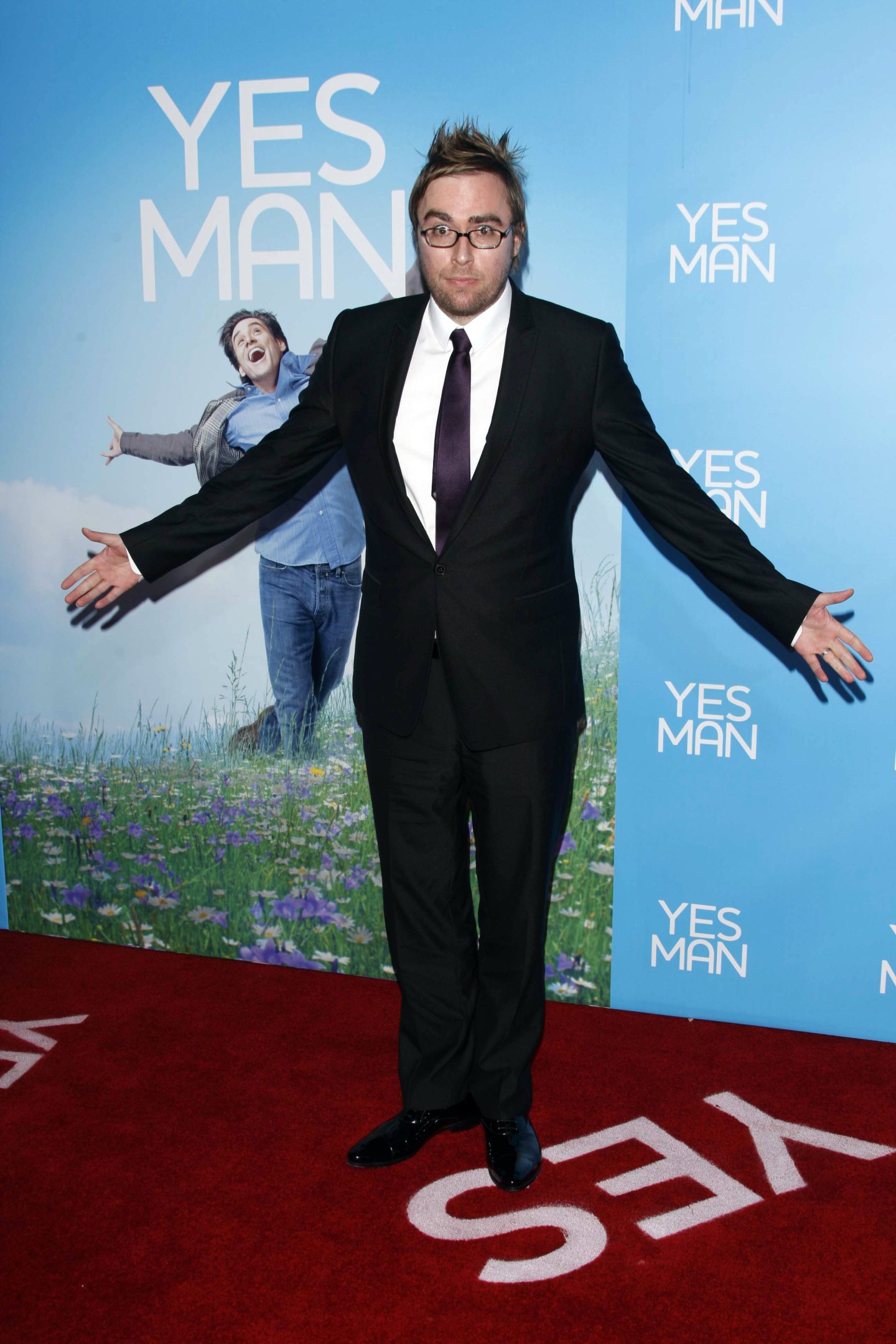 Dundonian writer Danny Wallace on the red carpet for the premiere of Yes Man