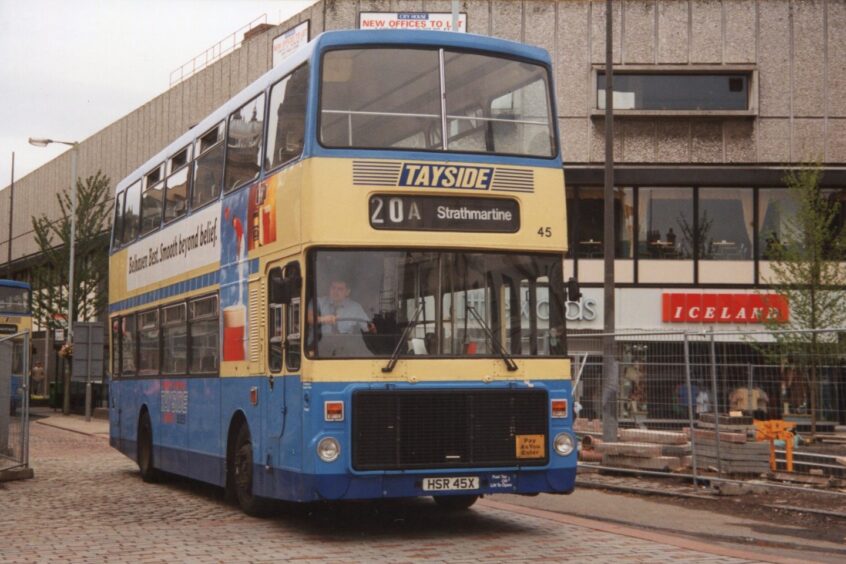 Bus 45 seen in the High Street one Sunday morning in May 1995.