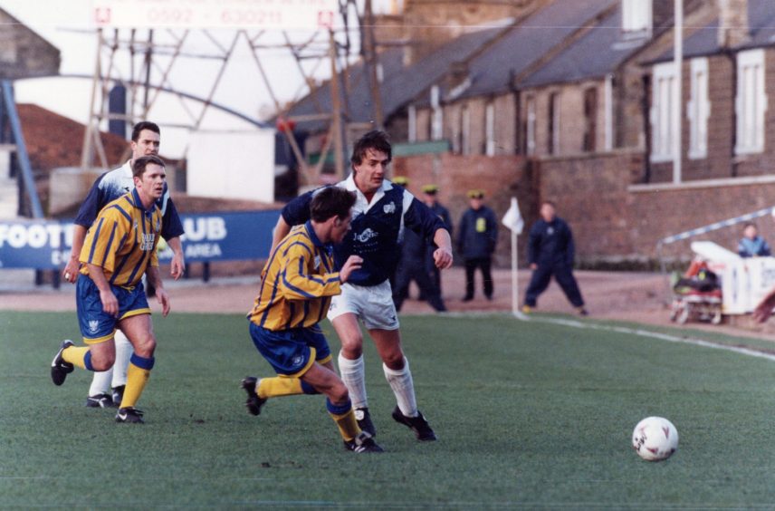 Ian Redford in action for Raith Rovers against former club St Johnstone in 1994. Image: DC Thomson.