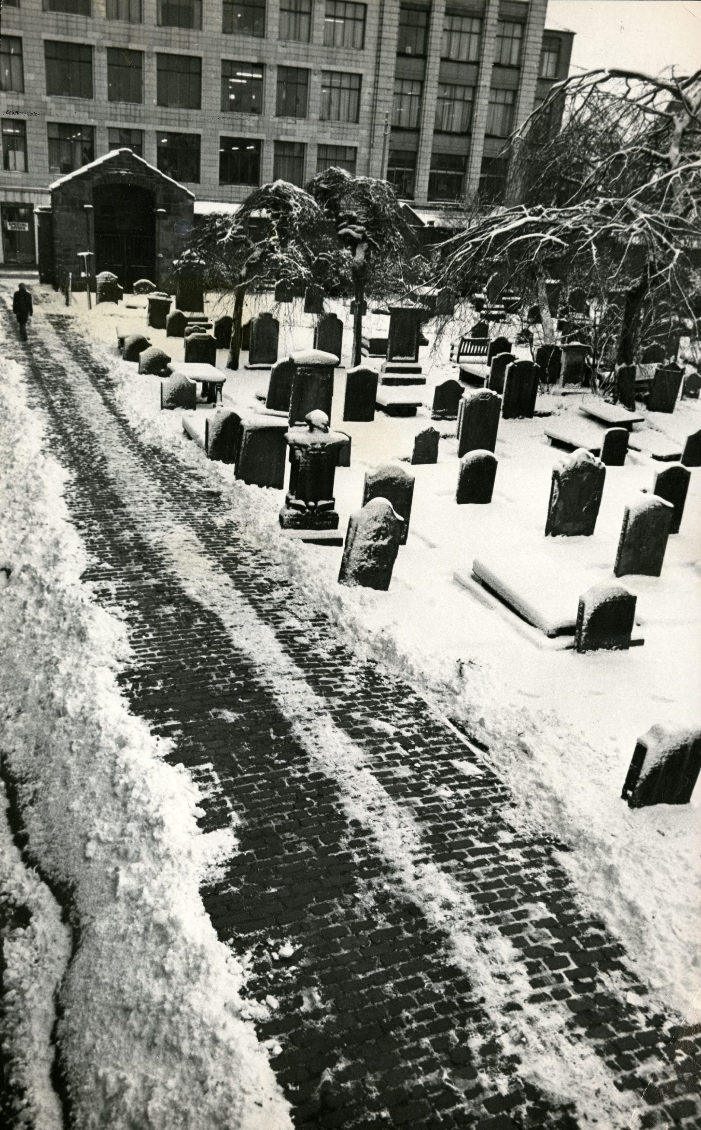 Snow in Dundee in 1984.