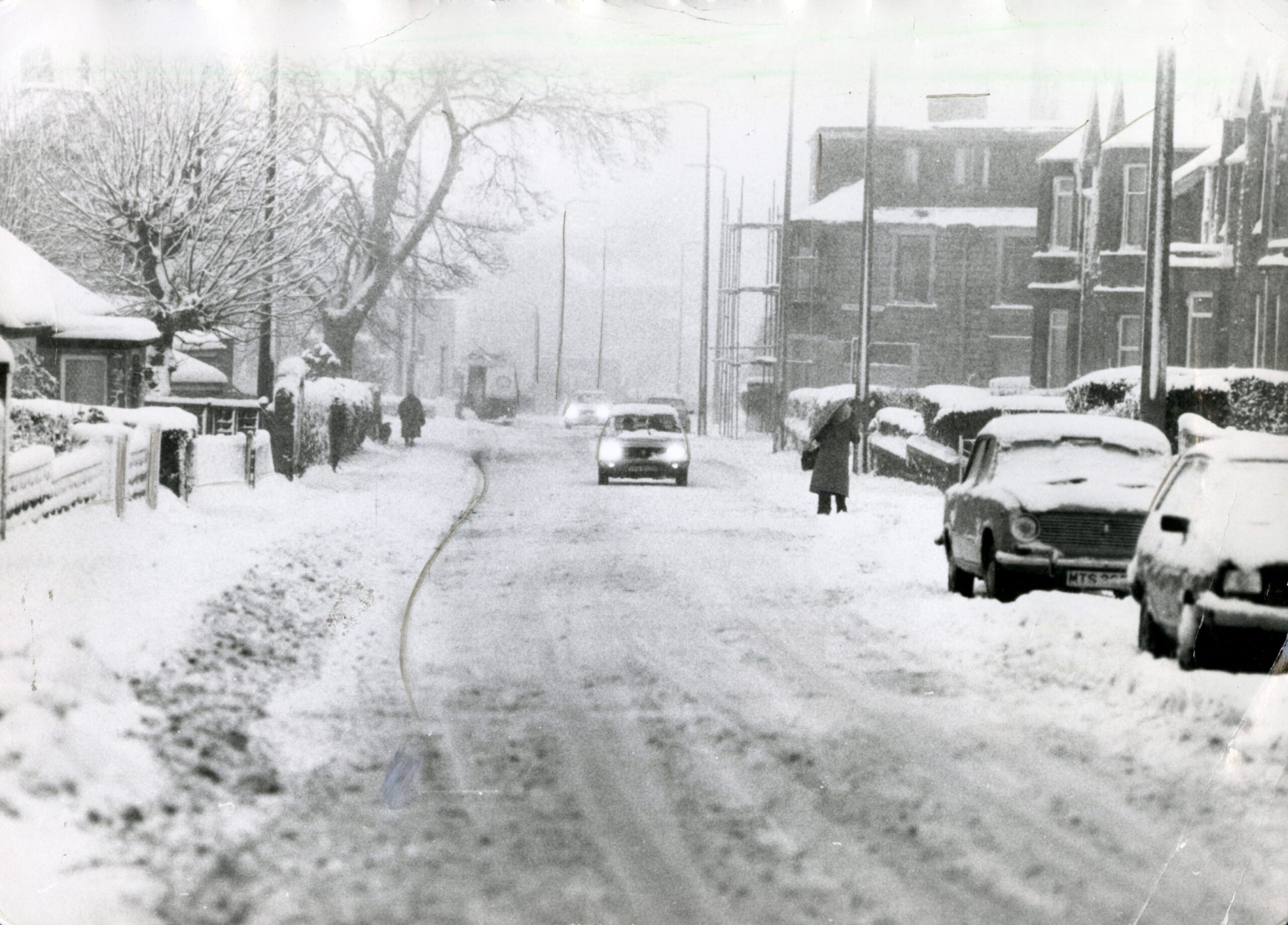 Snow on Strathmartine Road, Dundee, January 1984.