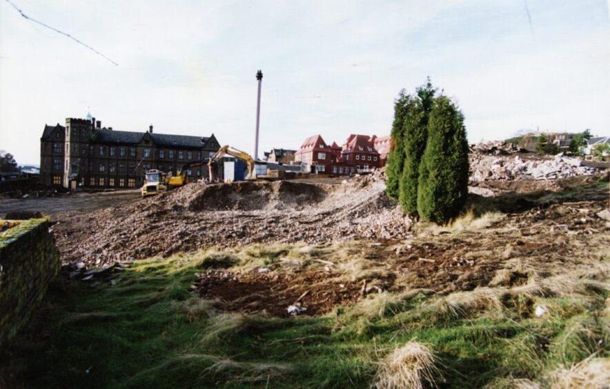 Demolition work at the old maternity and neurosurgery blocks in 2000.