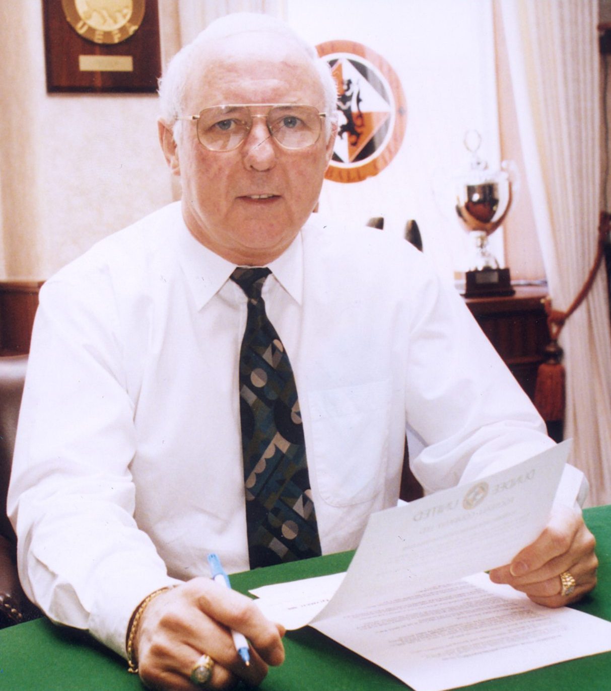Legendary former Dundee United manager Jim McLean at his desk