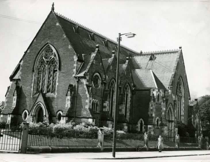 Broughty Ferry East Church in 1957. 