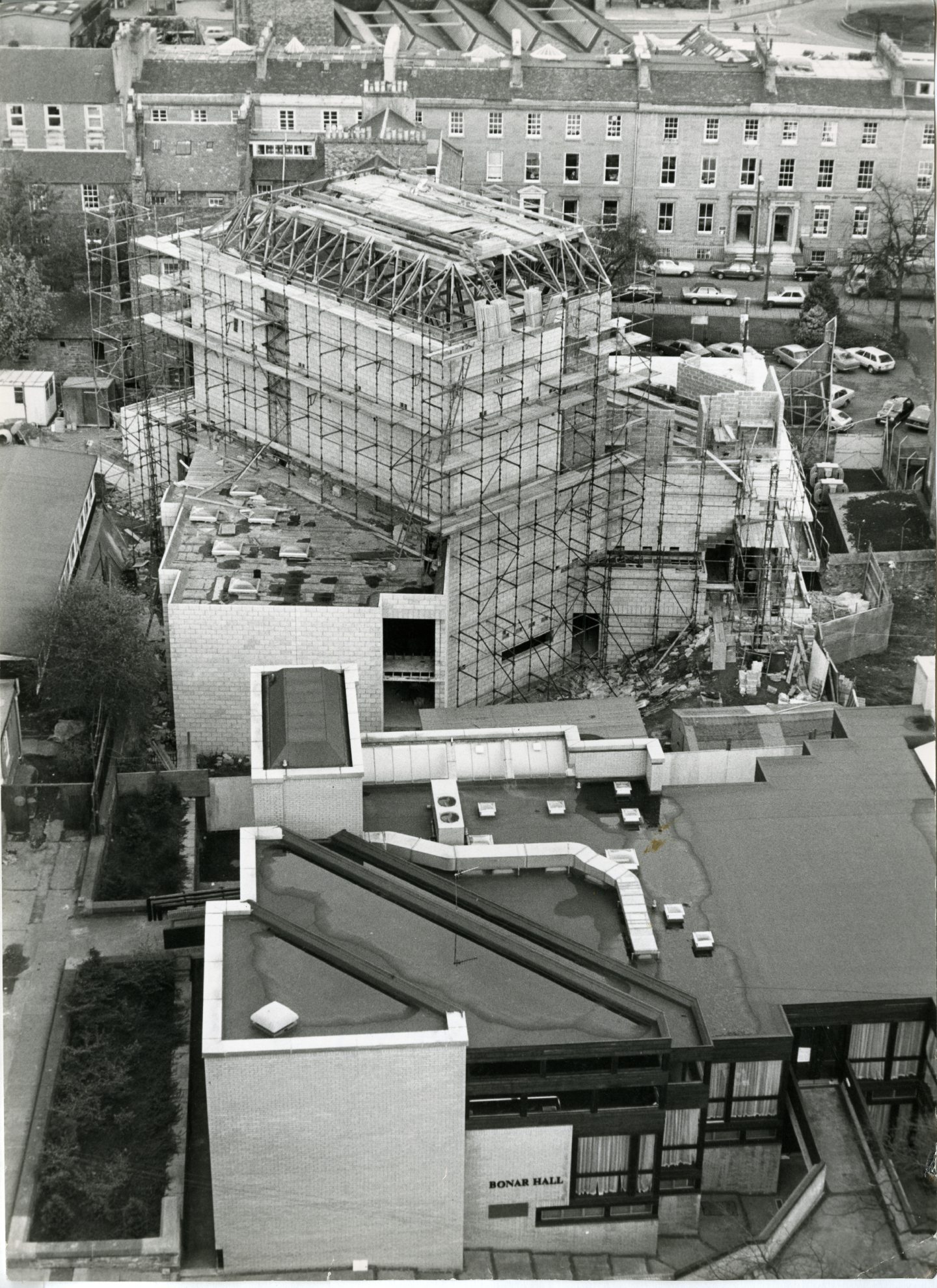An aerial shot showing the new Dundee Repertory Theatre under construction in 1980. 